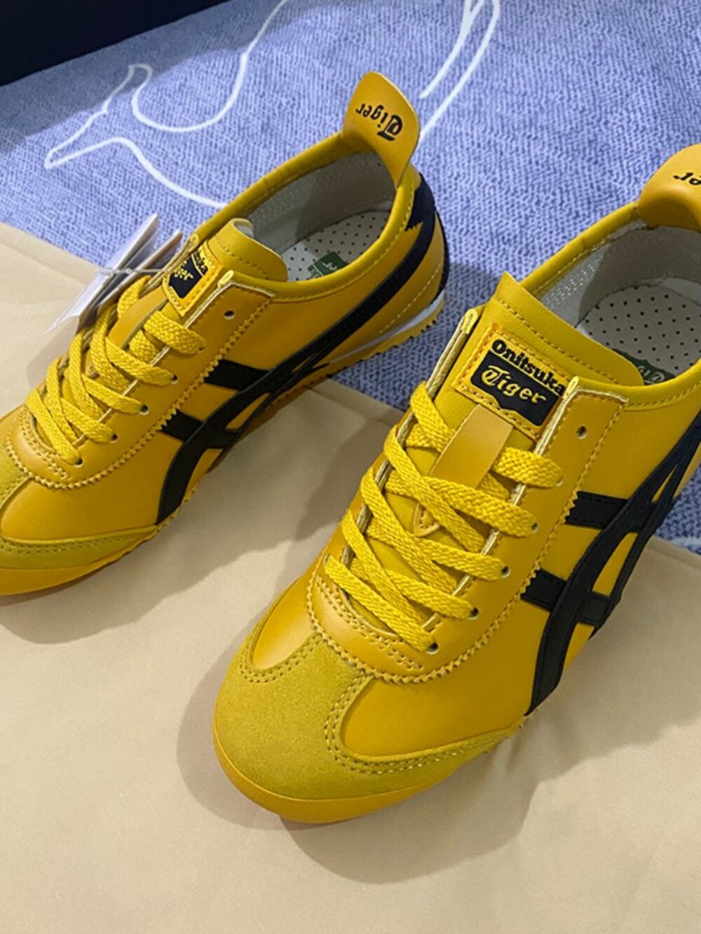 Unisex Onitsuka Tiger Yellow Flats